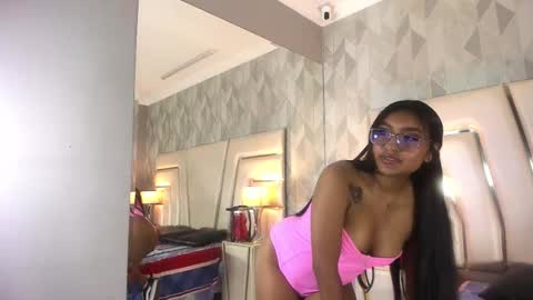 Snapshot of amberblazze chatting on 10-14-25, 12:06 amberblazze online show from 10-14-25, 12:06
