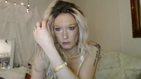 Kaligirll online show from 02-25-26, 12:53