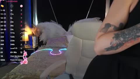 Anna online show from 06-24-26, 06:01