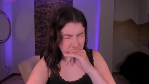 Amber  online show from 10-10-25, 08:19