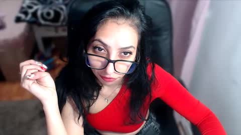 amberfox735 online show from 12-02-25, 06:41
