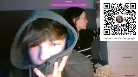Snapshot of amberispurple chatting on 12-28-24, 12:36 AmberIsPurple online show from 12-28-24, 12:36