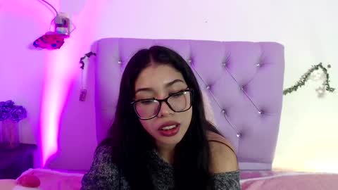 Snapshot of amberjeong chatting on 01-21-25, 03:15 Amber Jeong online show from 01-21-25, 03:15