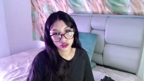 Snapshot of amberjeong chatting on 02-28-25, 02:42 Amber Jeong online show from 02-28-25, 02:42