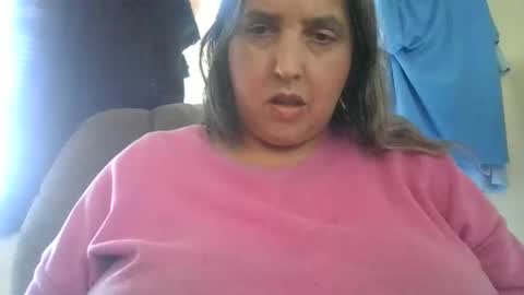 Snapshot of amberlixen chatting on 11-14-25, 03:33 amberlixen online show from 11-14-25, 03:33
