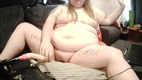 Snapshot of ambermonroefree chatting on 03-13-26, 01:18 ambermonroefree online show from 03-13-26, 01:18