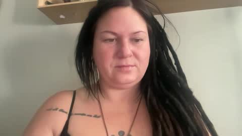 Snapshot of ambermoss7 chatting on 11-14-25, 06:28 ambermoss7 online show from 11-14-25, 06:28