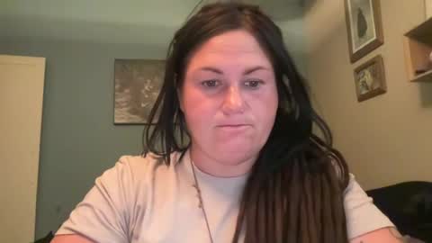 Snapshot of ambermoss7 chatting on 07-31-26, 03:28 ambermoss7 online show from 07-31-26, 03:28