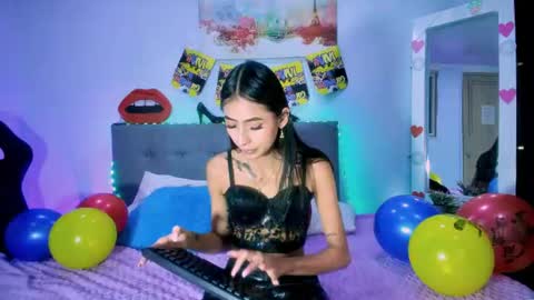 Amber  online show from 06-19-26, 08:12