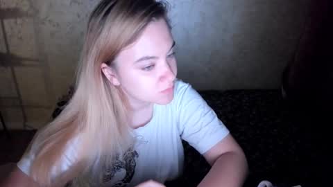 ambrosia__ online show from 09-17-25, 04:03