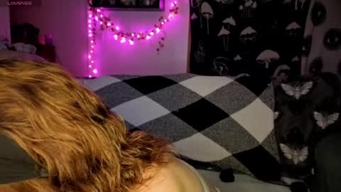 amburlicious online show from 04-11-26, 03:33