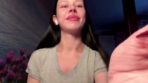 Kate online show from 07-25-26, 01:58