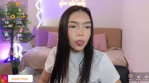 AMELIA online show from 10-10-25, 11:42