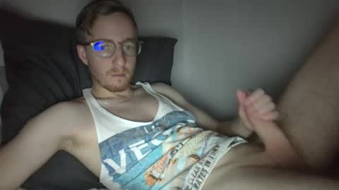 Snapshot of amekatt chatting on 01-01-25, 05:11 Amekatt online show from 01-01-25, 05:11