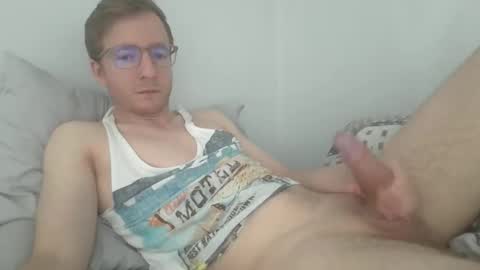 Snapshot of amekatt chatting on 10-13-25, 05:40 Amekatt online show from 10-13-25, 05:40