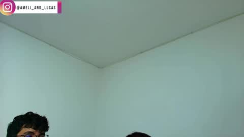 Snapshot of ameli_and_lucas chatting on 12-19-24, 03:18 Amelia  Lucas online show from 12-19-24, 03:18