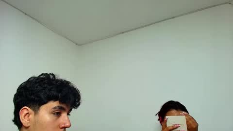 Snapshot of ameli_and_lucas chatting on 01-11-25, 03:02 Amelia  Lucas online show from 01-11-25, 03:02