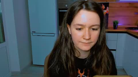 Eileen online show from 03-01-25, 04:22