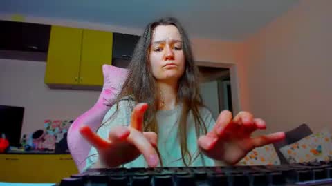 Eileen online show from 07-02-26, 05:52