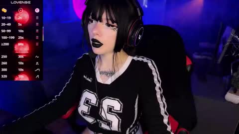 Snapshot of amelia_aley_ chatting on 10-23-25, 10:58 Amelia Aley online show from 10-23-25, 10:58