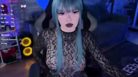 Amelia Aley  online show from 07-30-26, 10:25