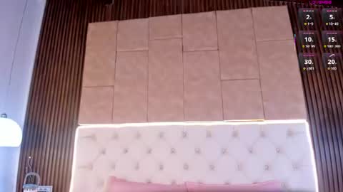 Snapshot of amelia_rossetti chatting on 07-08-26, 11:15 amelia rossetti online show from 07-08-26, 11:15