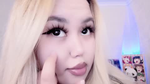 Snapshot of amelia_sunlight chatting on 12-28-24, 05:02 Amelia online show from 12-28-24, 05:02