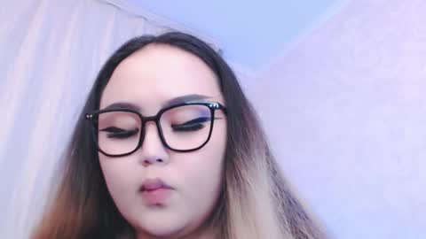 Snapshot of amelia_sunlight chatting on 06-04-26, 04:02 Amelia online show from 06-04-26, 04:02