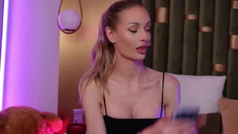 Amelia online show from 02-23-26, 05:10