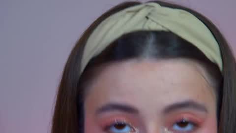 Amelia online show from 04-16-26, 09:50