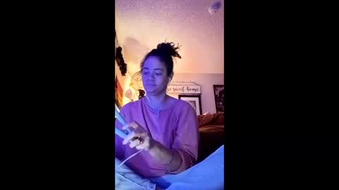 Snapshot of ameliajoshphine chatting on 01-05-26, 05:27 ameliajoshphine online show from 01-05-26, 05:27