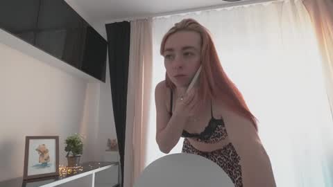 Amelia   online show from 02-05-25, 02:26