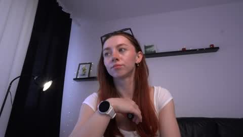 Snapshot of ameliamber0 chatting on 06-23-26, 03:43 Amelia online show from 06-23-26, 03:43