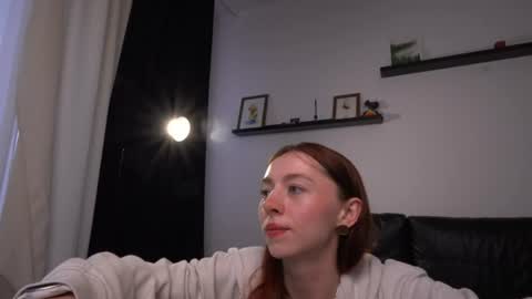 Snapshot of ameliamber0 chatting on 07-23-26, 04:27 Amelia online show from 07-23-26, 04:27