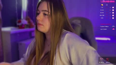 Amelia online show from 02-15-26, 07:05