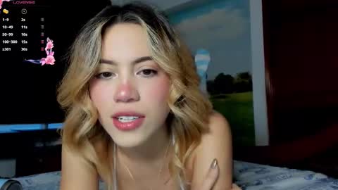 Snapshot of ameliashepard1 chatting on 10-26-25, 10:15 Amelia online show from 10-26-25, 10:15