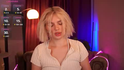 Snapshot of ameliawells chatting on 11-24-25, 05:07 Amelia online show from 11-24-25, 05:07