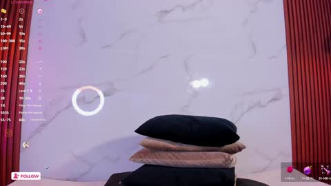 Snapshot of amelie_leigh chatting on 01-30-25, 07:29 Alejandra online show from 01-30-25, 07:29