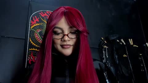 MISTRESS AMELIE online show from 06-11-26, 12:32