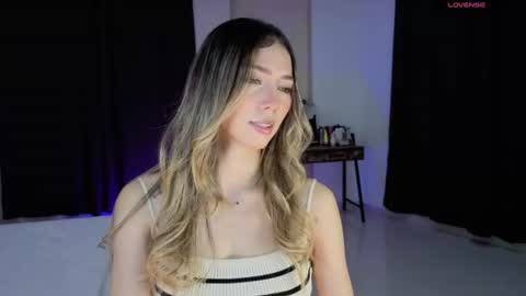 Isabella online show from 06-15-26, 02:47
