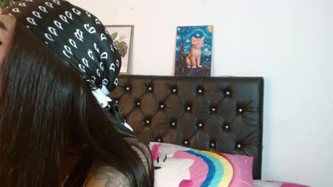 Snapshot of ameliejoness_ chatting on 03-11-26, 08:59 Ameliejoness online show from 03-11-26, 08:59