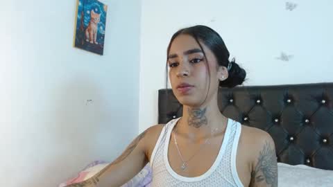 Ameliejoness  online show from 03-18-26, 09:40