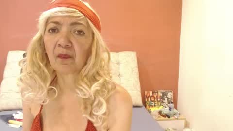 Amelie Lux online show from 04-18-26, 07:51