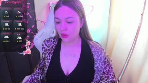 Amelie online show from 04-09-26, 06:19