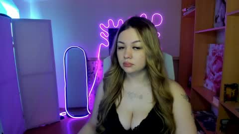 Amelie online show from 04-26-26, 01:58