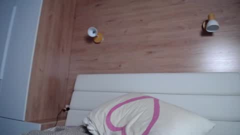 Snapshot of amelijarouz chatting on 01-08-25, 04:02 Amelija Rouz online show from 01-08-25, 04:02