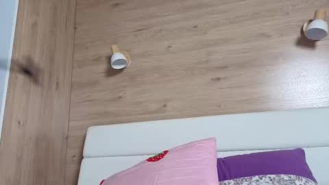 Snapshot of amelijarouz chatting on 10-16-25, 05:19 Amelija Rouz online show from 10-16-25, 05:19