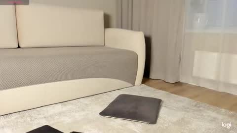 Amelina Love online show from 10-16-25, 12:33