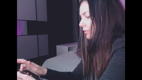 amelinamersi online show from 11-08-25, 07:12