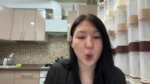 Snapshot of ameliya_kim chatting on 04-15-26, 09:04 Ameliya online show from 04-15-26, 09:04